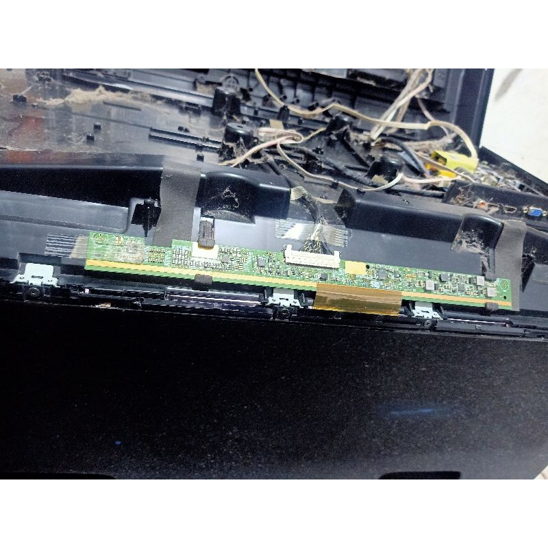 Panel Layar tv Polytron 32 inch semua tipe