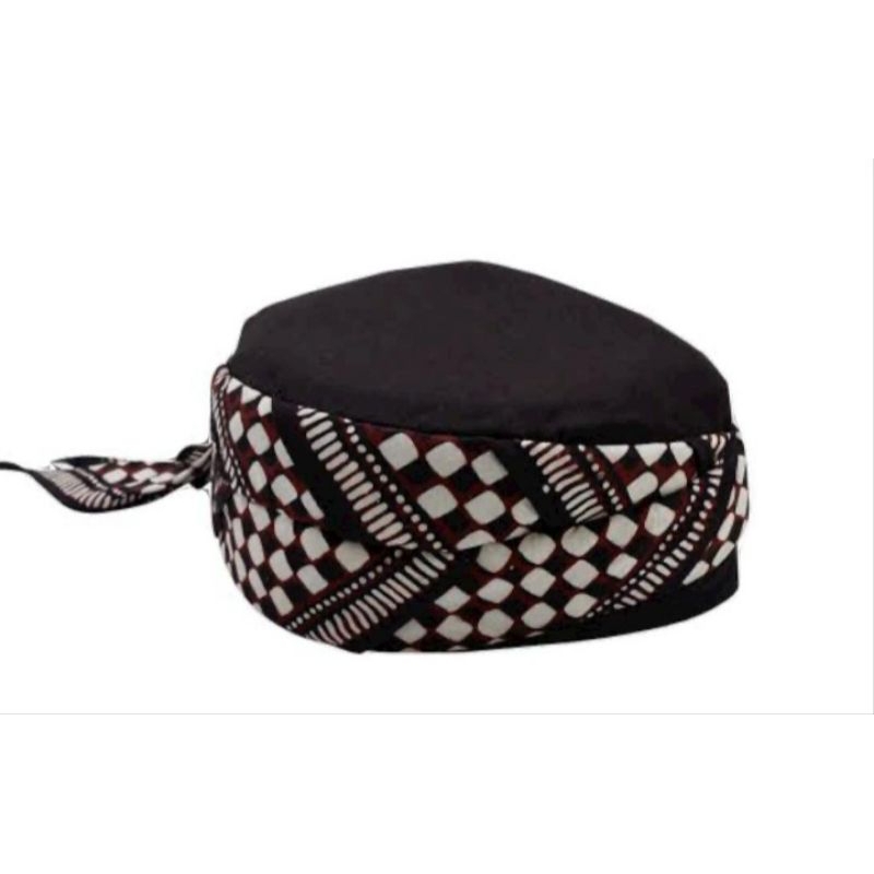 PECI MOTIF BATIK POLENG / KOPYAH JOGOKARIYAN/ PECIS KHAS JOGOKARYAN
