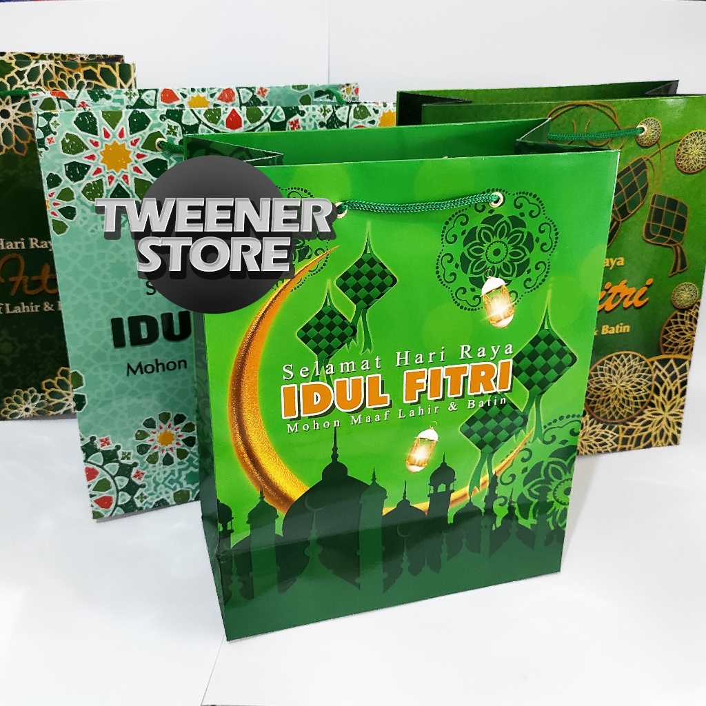 

KIKY PAPER BAG C FOIL IDUL FITRI | Ukuran 330x265x135mm Tas Kertas LEBARAN