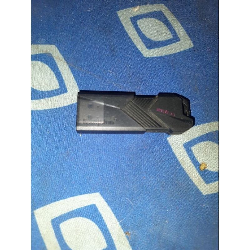 Flasdisk USB 3.2 Kingstone ORI (Bekas, Baik, Berfungsi Normal)