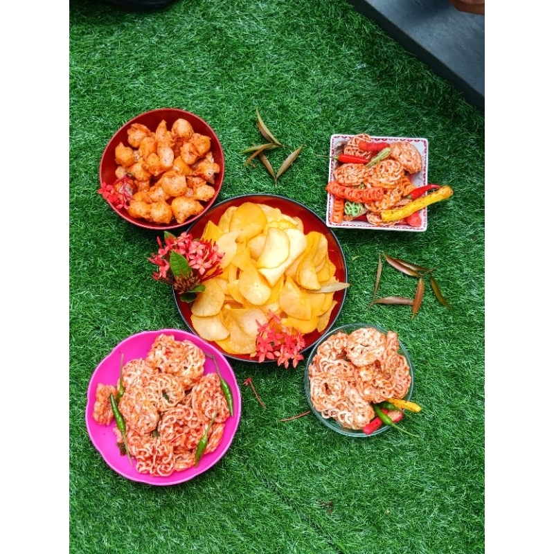 

CEMDAS cemilan pedas