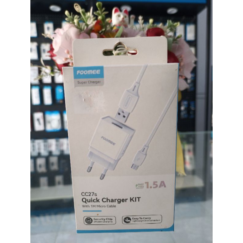 Foomee CC27s Charger Kit Single USB With Micro USB Cable