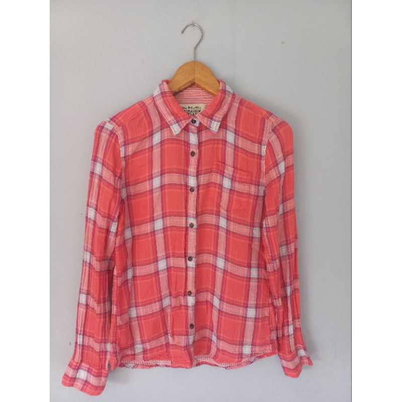 KEMEJA FLANEL WHO.A.U SECOND