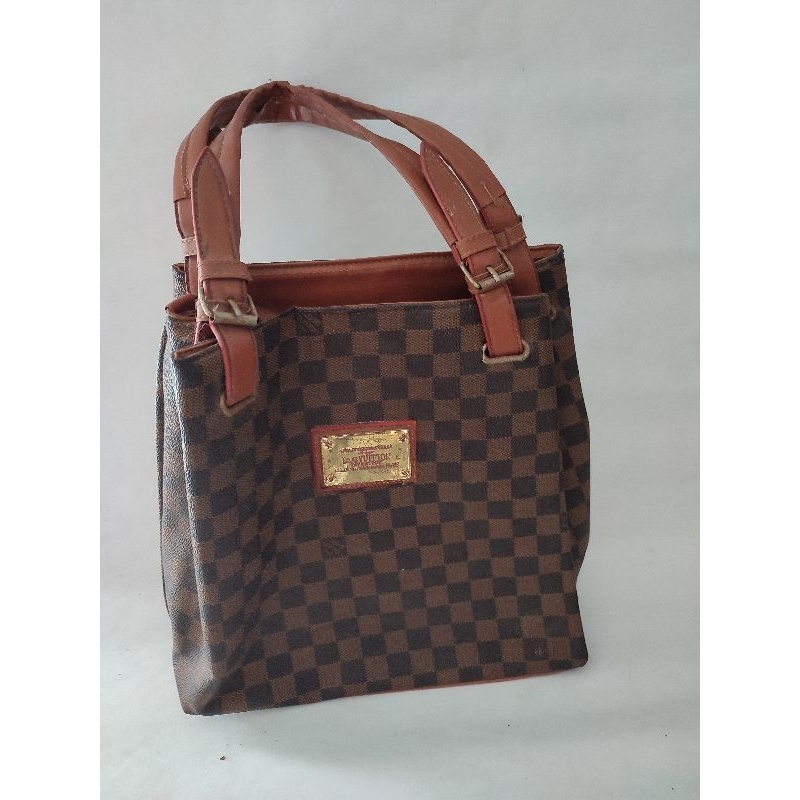 

Tas Coklat