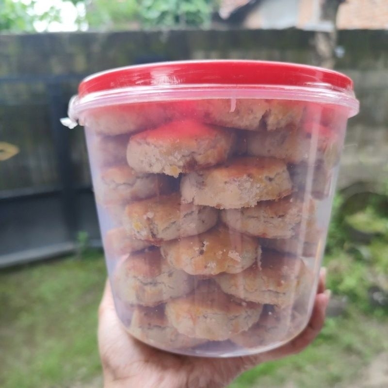

Kue Kacang Jember