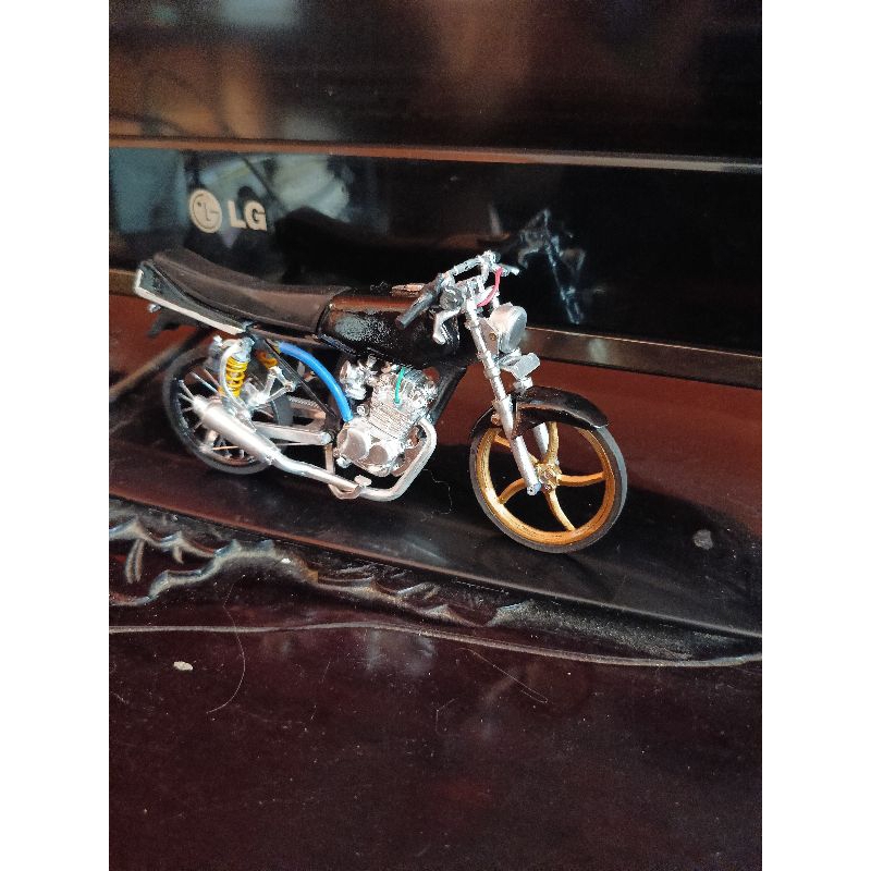 Miniatur motor Gl W9