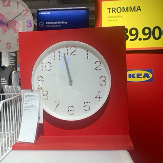 jam dinding IKEA