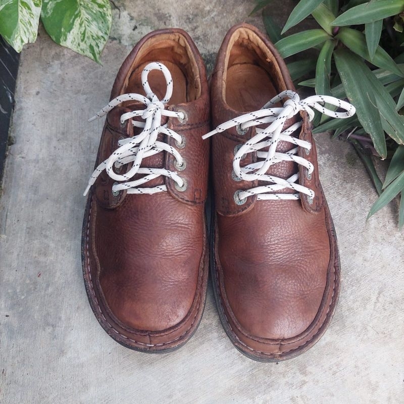 sepatu sneakers second clark,kangol  size 45(30cm)