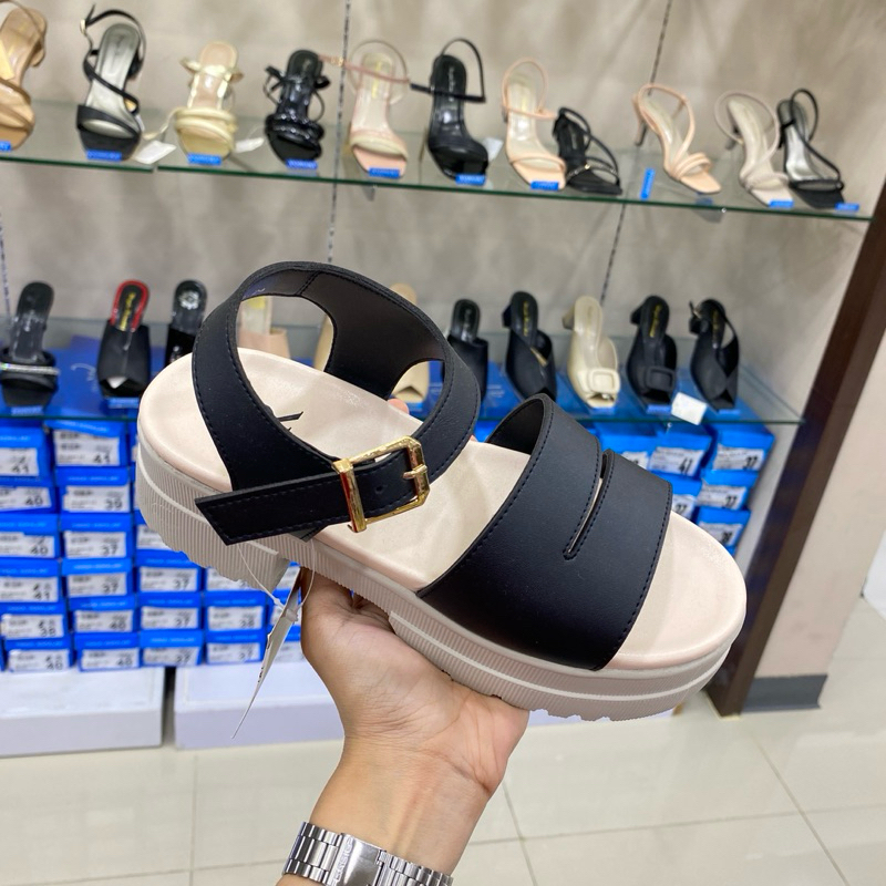 Yongki komaladi sandal wedges wanita tali (2-3cm)