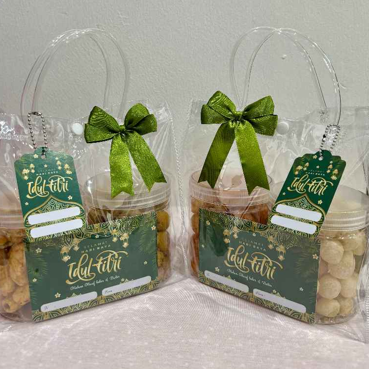 

HAMPERS IDUL FITRI 2025 SNACK BAG ISI 2 JAR TOPLES 600L