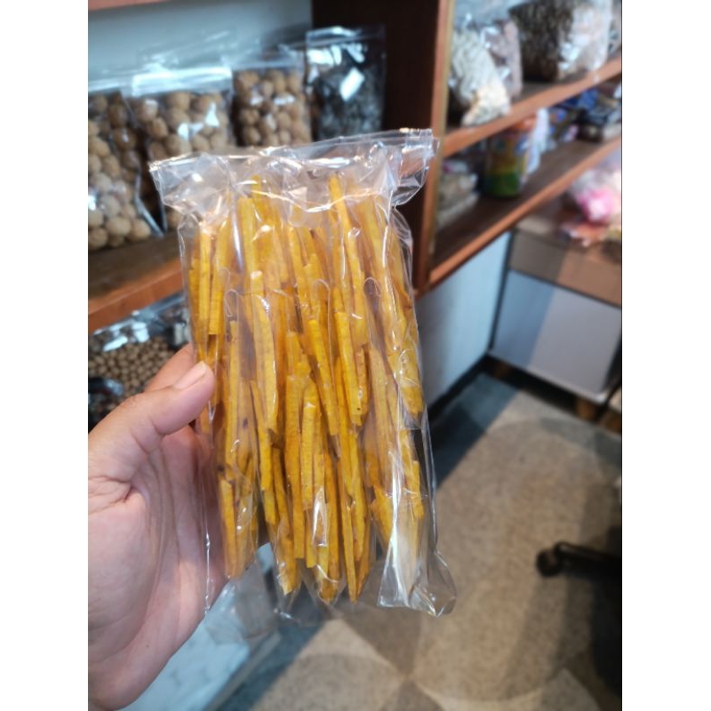 

cemilan gurih stik talas isi 10pcs