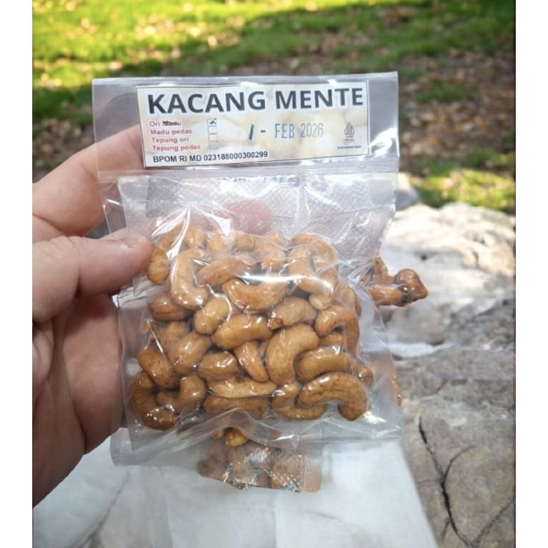 

Makanan Ringan Snack Camilan Sehat Kacang Mede Mente Roasted Cashew 100grams Madu Tepung Pedas