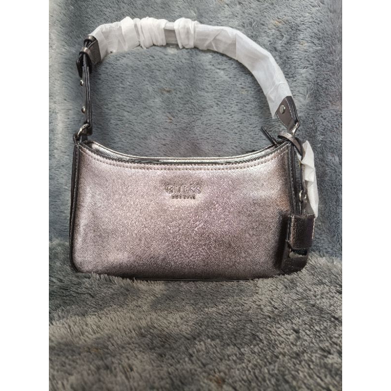 Tas guess silver
