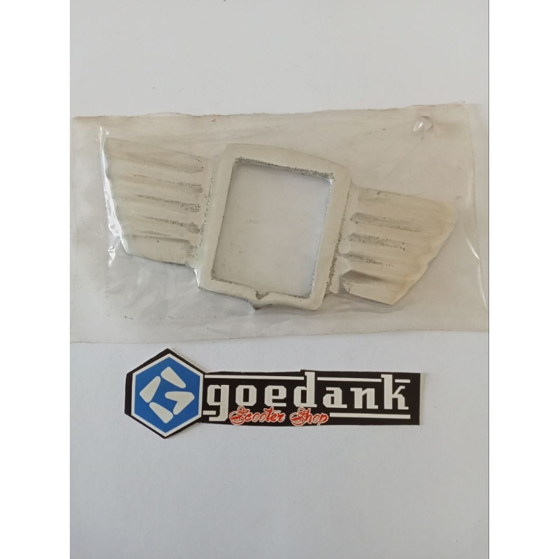 EMBLEM GARUDA WING DEPAN LOGO VESPA SPRINT