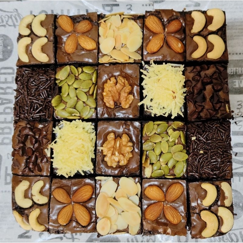 

Premium Fudgy Brownies Sekat