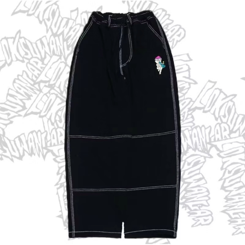 Baggy pants babybong