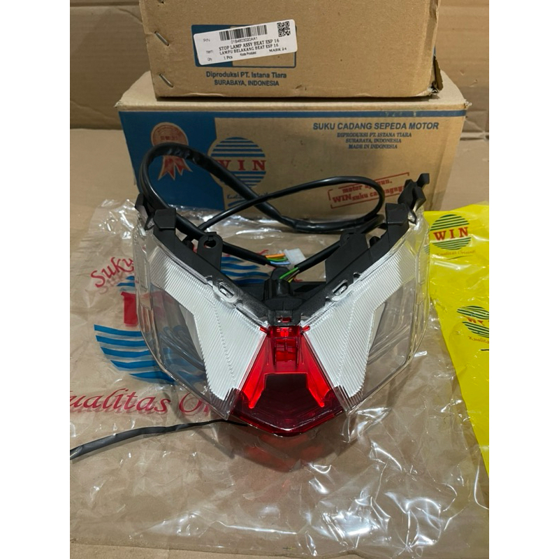 LAMPU STOP BELAKANG BEAT ESP 2016 WIN