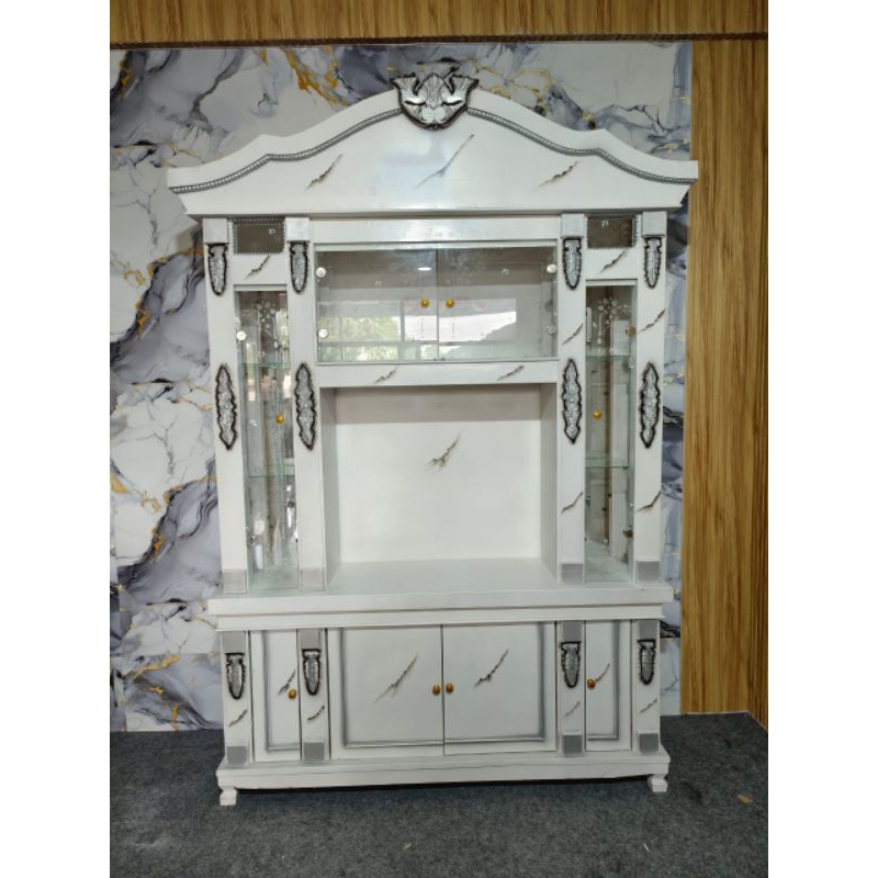 Lemari kristal pajangan