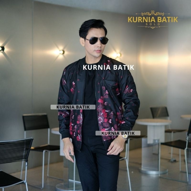 jaket batik pria bomber batik modern motif sakura