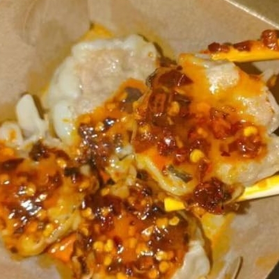 

Dimsum Chili Oil Lezat gurih bergizi 1 pcs 5rb