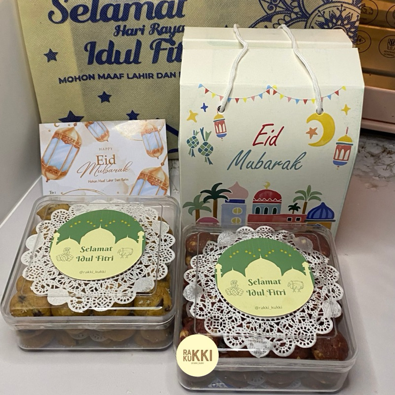 

Rakki Kukki Hampers Lebaran Isi 2 Toples Petak 400 gram