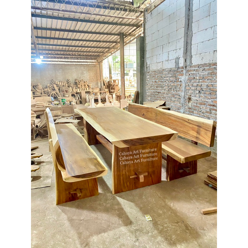 set meja makan solid kayu trembesi