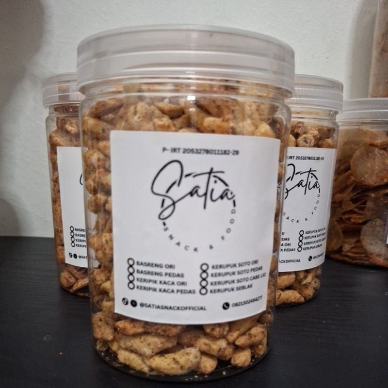 

Satia Snack : Basreng Ori Daun Jeruk Jar 800 ml (265gr)