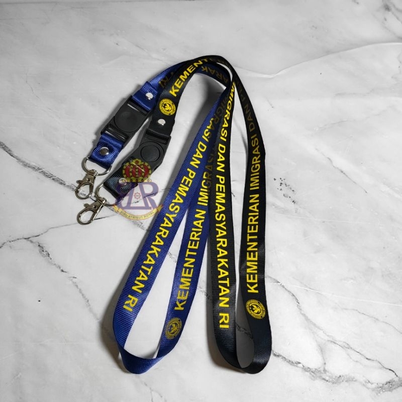 

Tali Id Card Kemenimipas Bolak-balik / Tali Id Card Imipas Bolak-balik / Tali Id Card Layard Kementrian Imigrasi Dan Pemasyarakatan ( IMIPAS ) / ATRIBUT KEMENIMIPAS