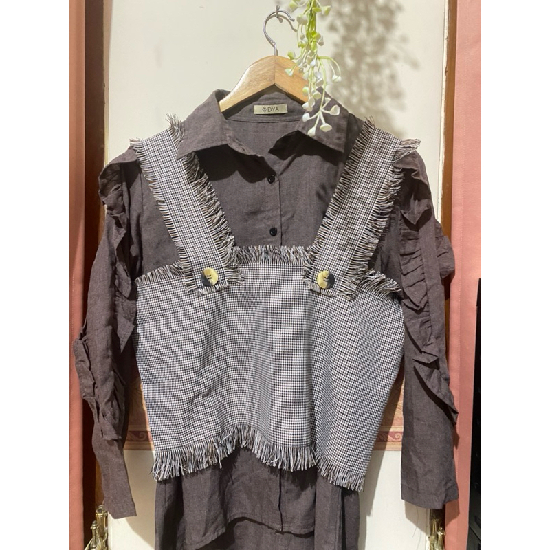 Preloved Kemeja Outer Dya_id