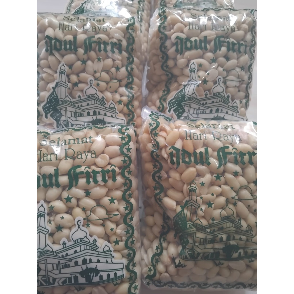 

Kacang Tanah Kupas merk IDUL FITRI ±480Gram