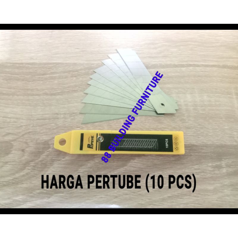 

(PER TUBE / PER 1 PACK isi 10 Mata Pisau Cutter Besar) ISI PISAU CUTTER BESAR isi 10 pcs / REFILL MATA PISAU CUTER SILET BESAR 10 BIJI MATA PISAU BESAR