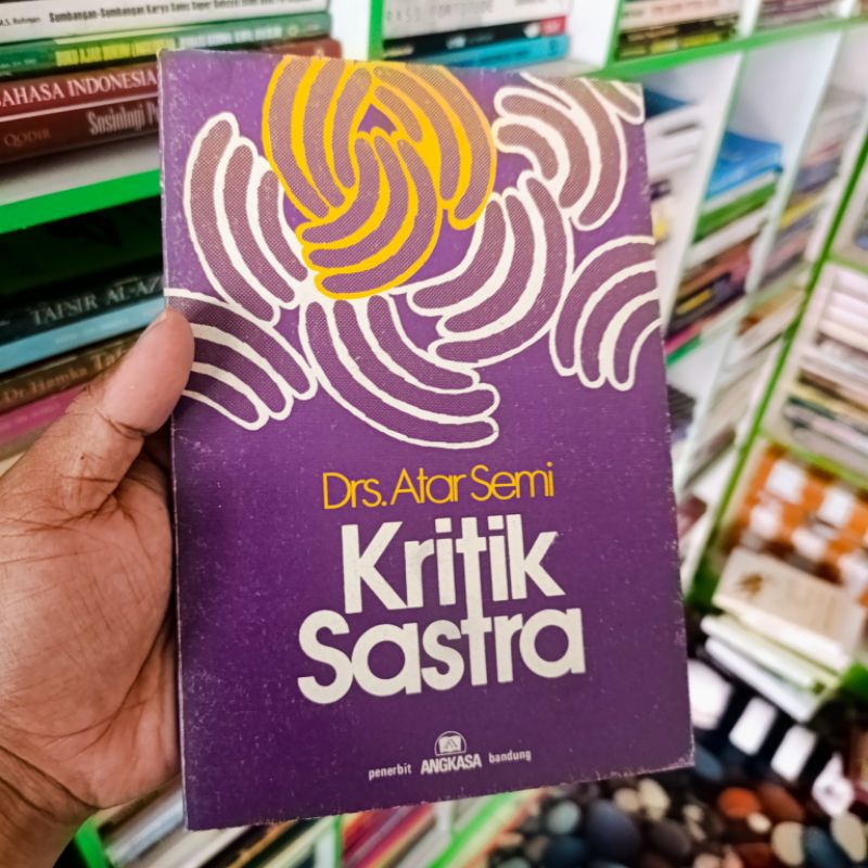 (ORI) buku kritik sastra - Atar semi