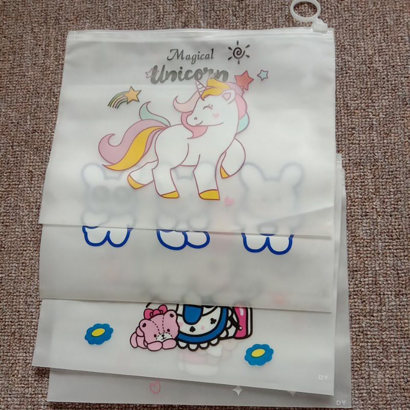 

pouch transparan, tempat pulpen murah,ponch serbaguna