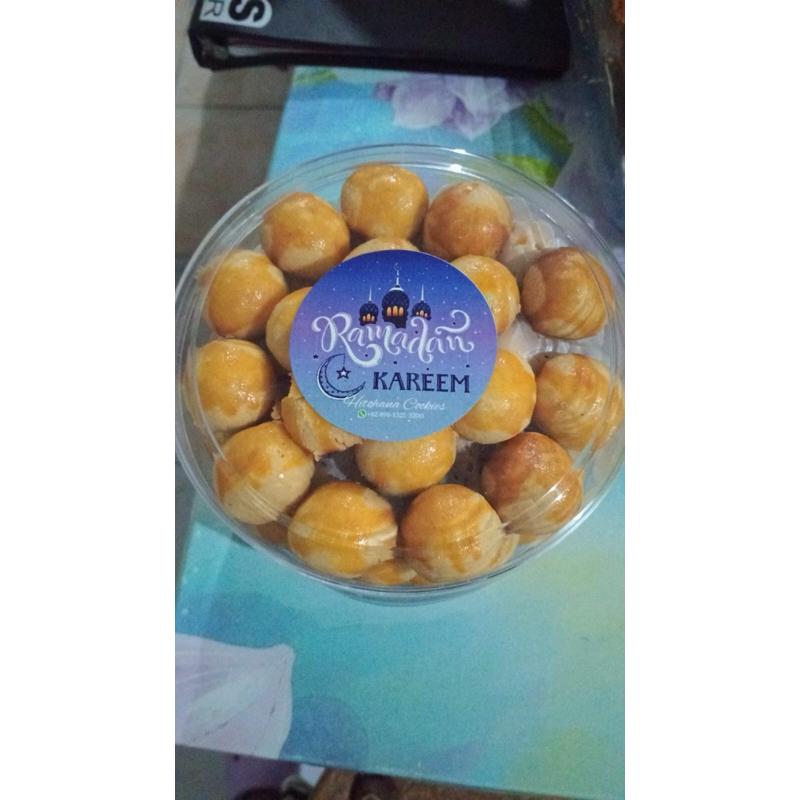 

NASTAR KLASIK SELAI NANAS