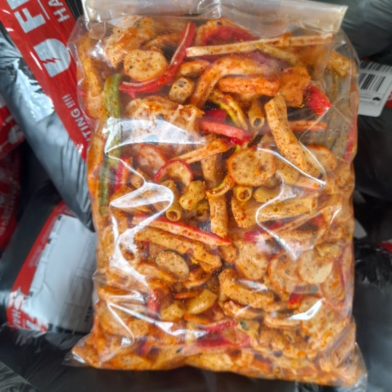 

seblak campur mix Basreng - kerupuk bawang- siomay -kerupuk jengkol- kerupuk pedo -makaroni