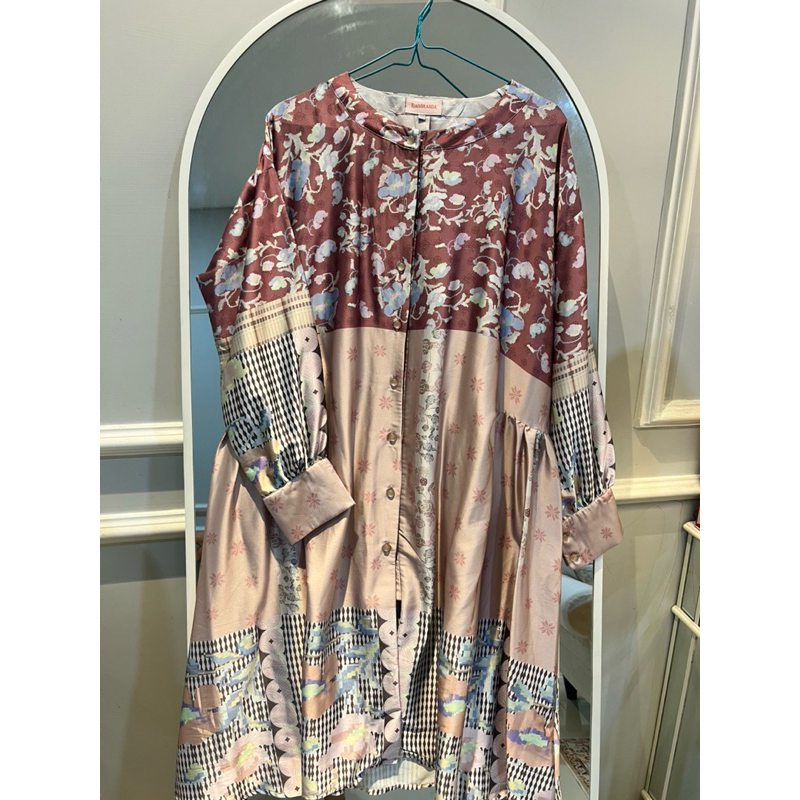 Preloved VVGC tunik Ria Miranda size M-L Hanya 2 kali pemakaian // Tunik kemeja blouse wanita benang