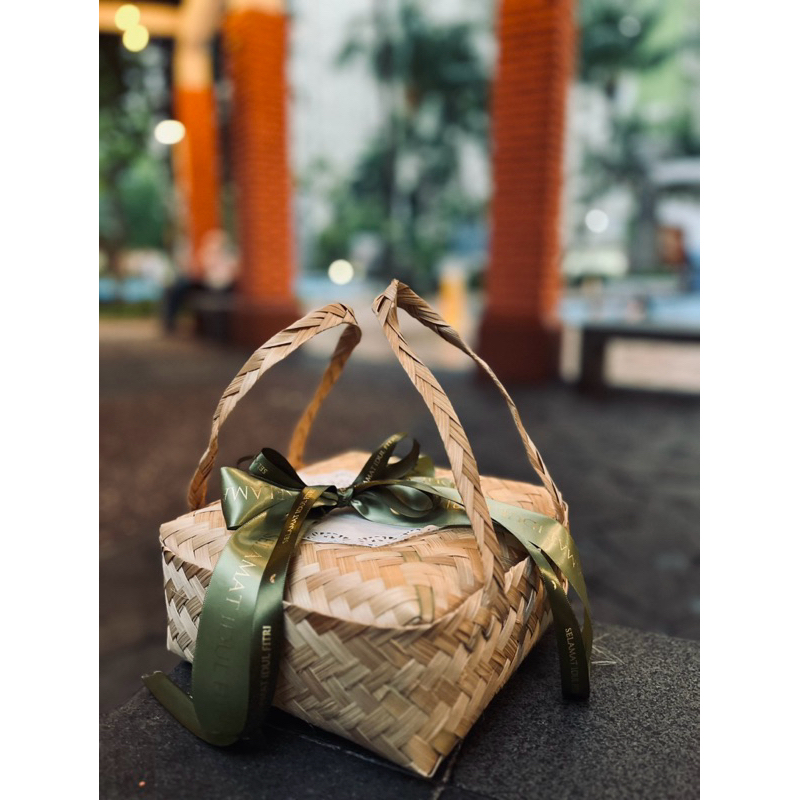 

Hampers Pempek Palembang Keranjang Kotak