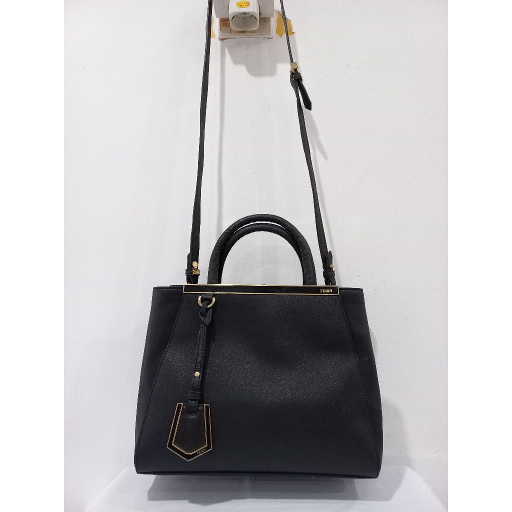 Tas Selempang Handbag Fendi Hitam Auten