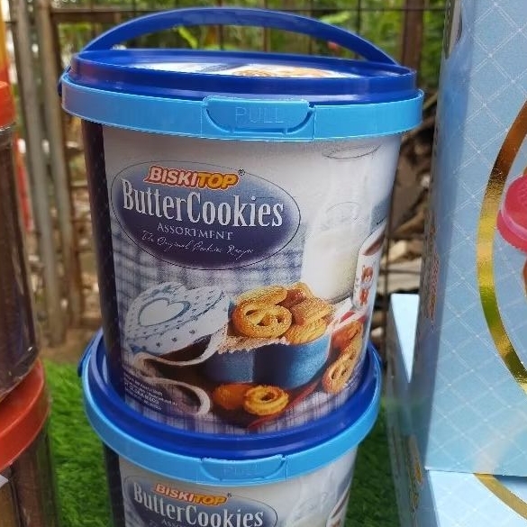 

BISKITOP ASSORTED (BISKUIT TOPLES)-BISKUIT BUTTER COOKIES - WAFER BISKUIT LEBARAN