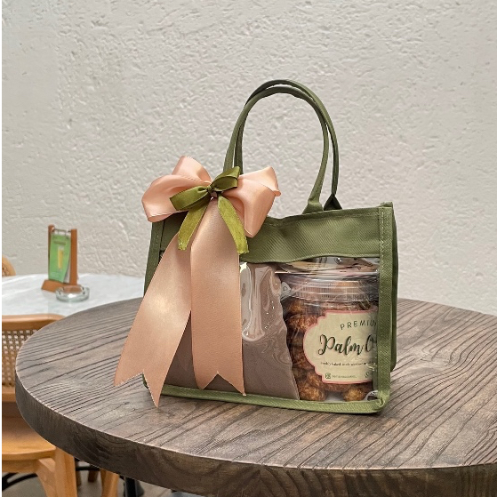 

Hampers Hijab Coral Chic (Hijab+Kue Kering)