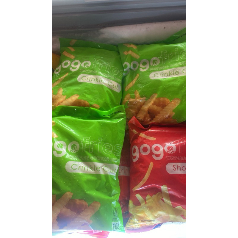 

GoGo Fries Crinckle Kentang Goreng Frozen