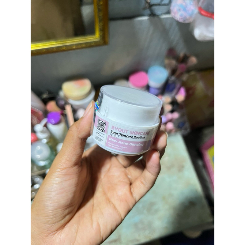 PL New krim malam night cream Byout by Nisa acne glowing