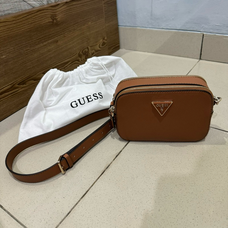 PRELOVED Tas Guess Noelle Camera Crossbody Bag Brown / Cokelat