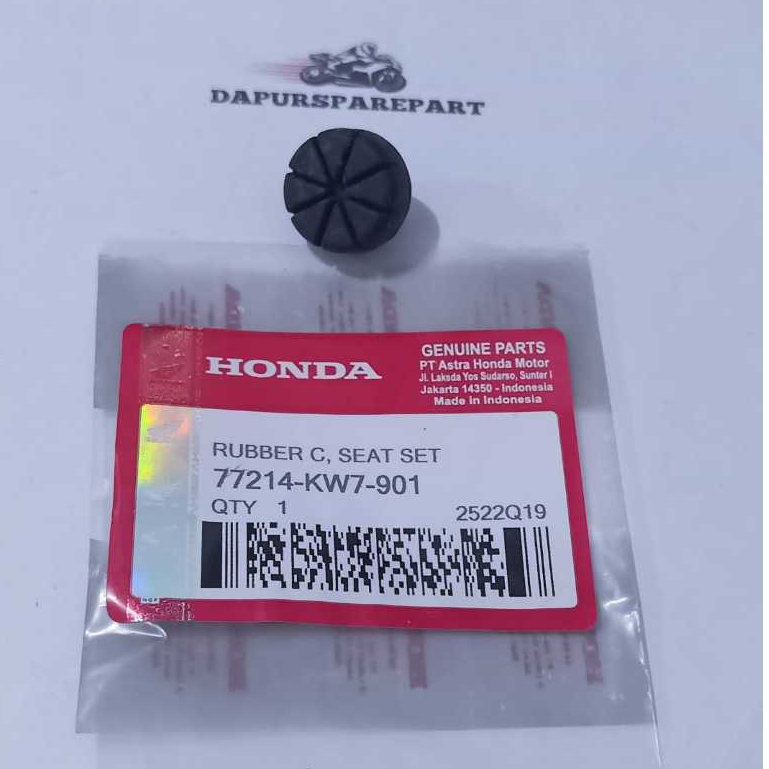 KARET JOK VARIO 125 150 SCOOPY KW7 DS830