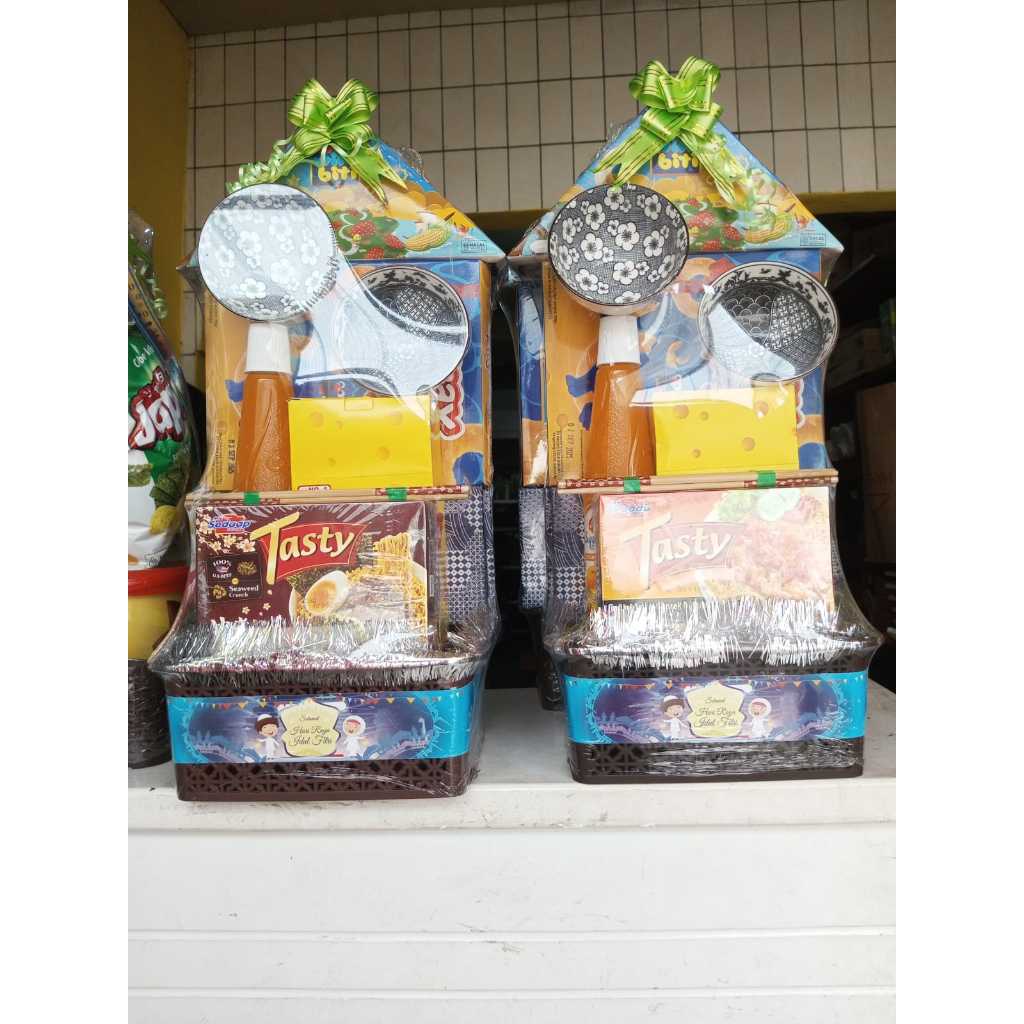 

Hampers parcel isi mangkok