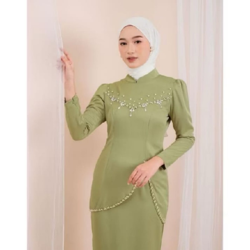PRELOVED BAJU KURUNG MELAYU ONE SET