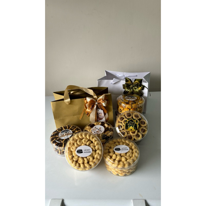 

Hampers lebaran kuker paper bag