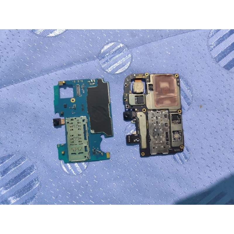 mesin Samsung a02 ram 3 32 dan mesin Oppo a15 4/64 GB kondisi mati