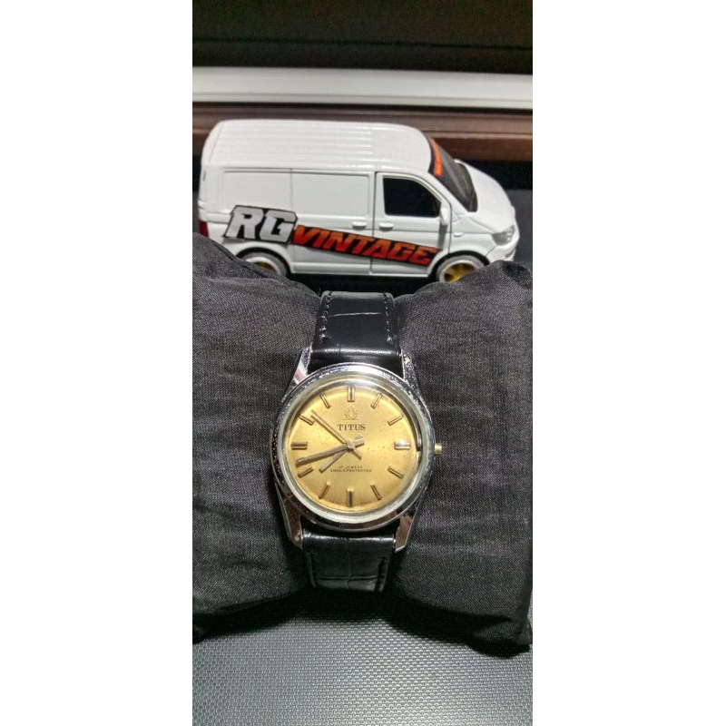 jam bekas manual kuno titus