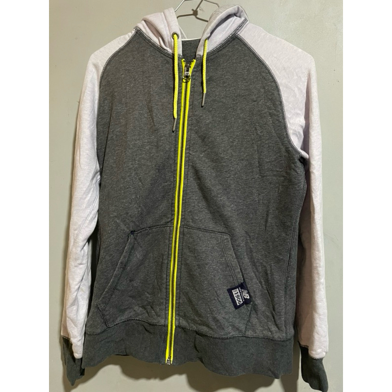 Hoodie Zipper 4 pcs branded zara new balance